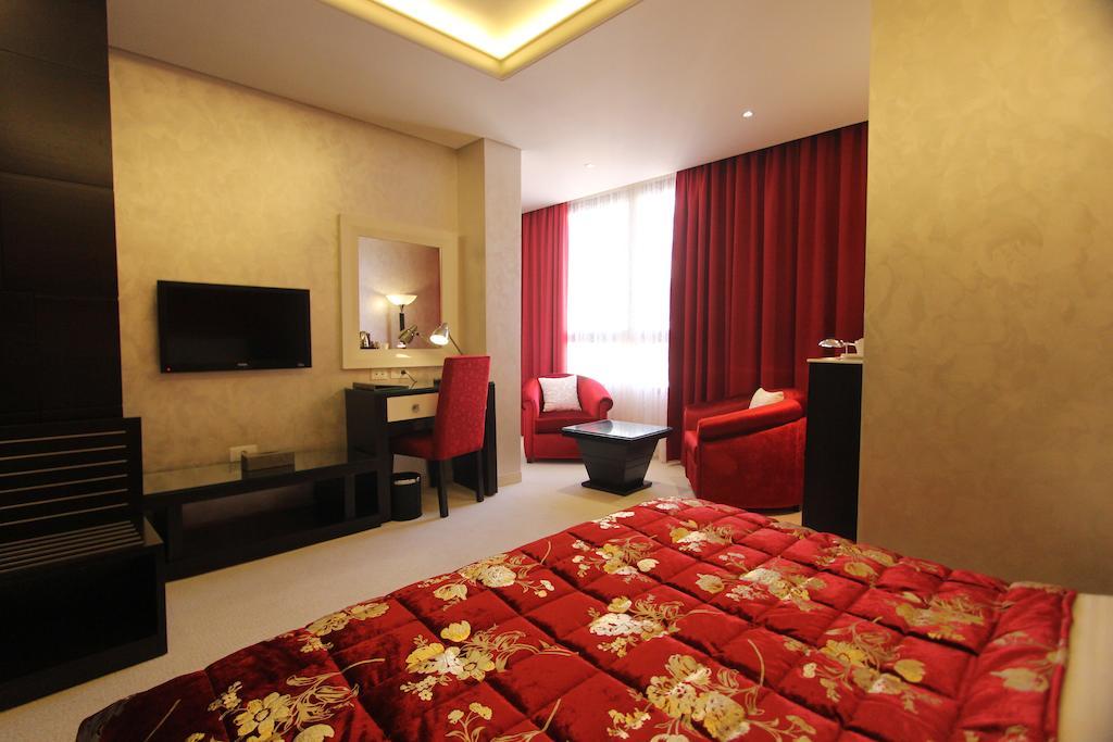 Elite Hotel & Spa เบรุต ภายนอก รูปภาพ