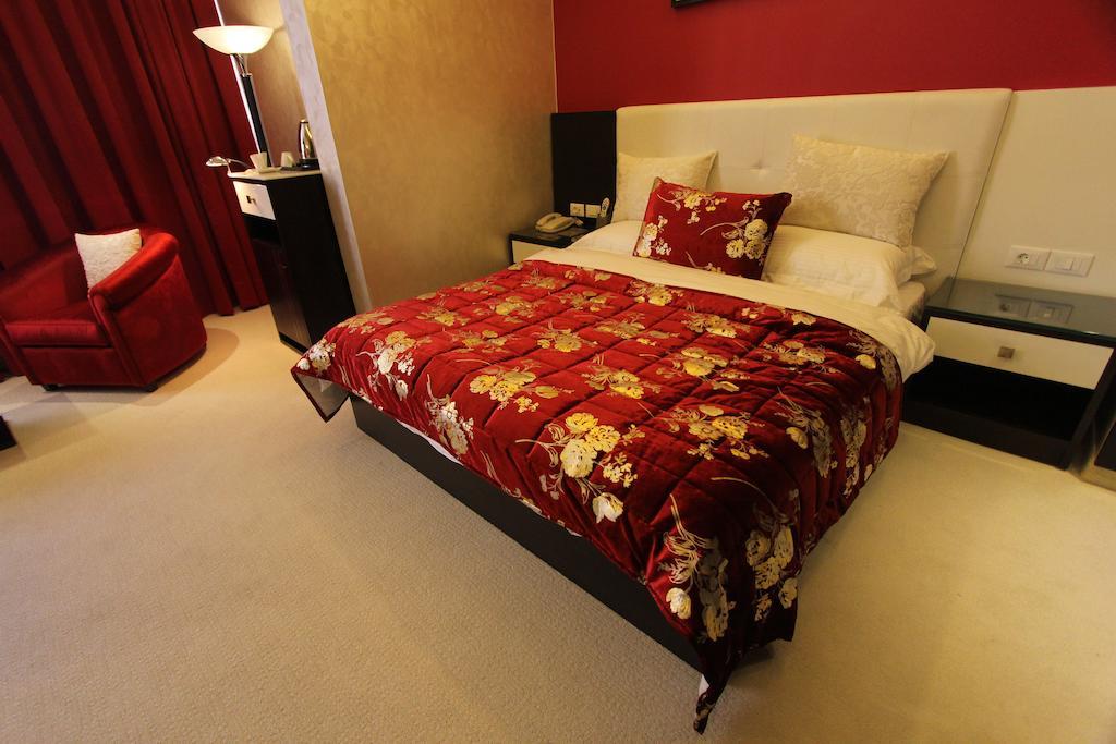 Elite Hotel & Spa เบรุต ภายนอก รูปภาพ