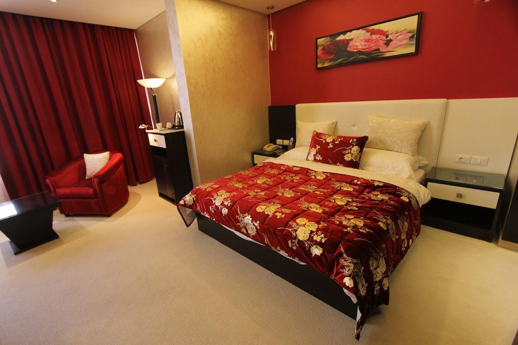 Elite Hotel & Spa เบรุต ภายนอก รูปภาพ